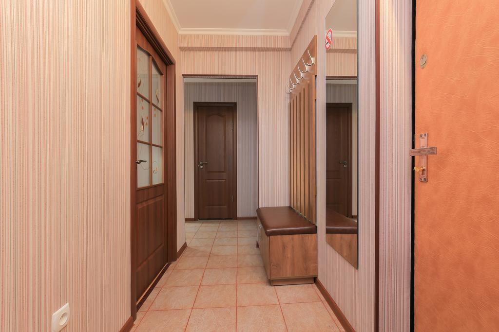 Apartment On Obolonskiy Prospect 12 Kiev Extérieur photo
