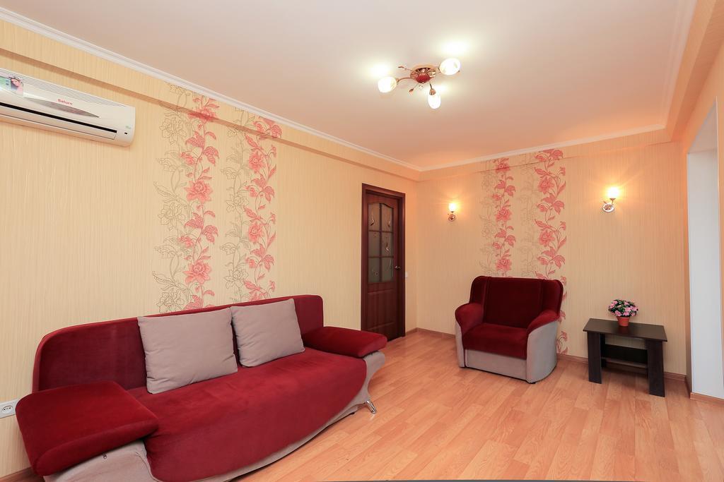 Apartment On Obolonskiy Prospect 12 Kiev Extérieur photo