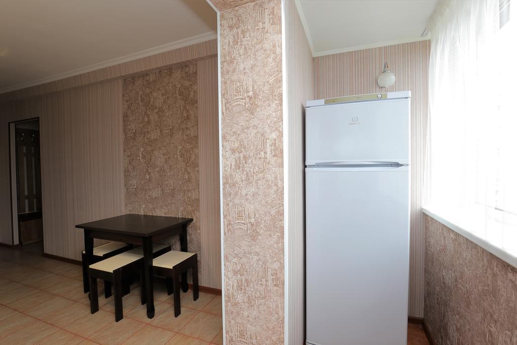 Apartment On Obolonskiy Prospect 12 Kiev Extérieur photo
